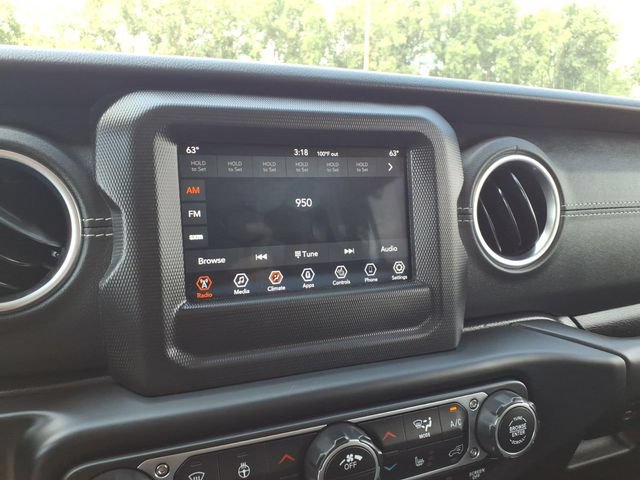 Used 2019 Jeep Wrangler Unlimited Sahara w/ Safety Group AWD/4WD image 17
