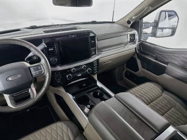 Certified 2025 Ford F450 Platinum w/ Platinum Plus Package AWD/4WD image 26