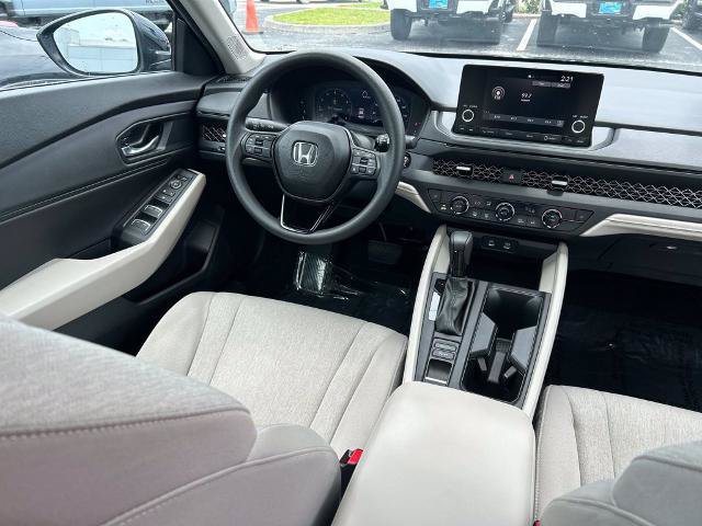 Used 2025 Honda Accord SE image 10