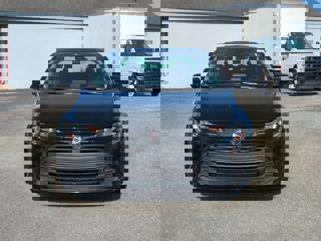 Used 2023 Toyota Corolla LE image 9