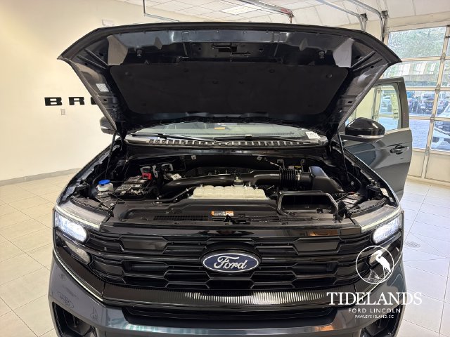 Certified 2025 Ford Expedition Active RWD image 28