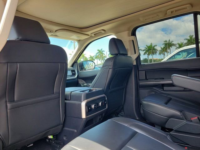 Certified 2023 Ford Expedition XLT RWD image 15