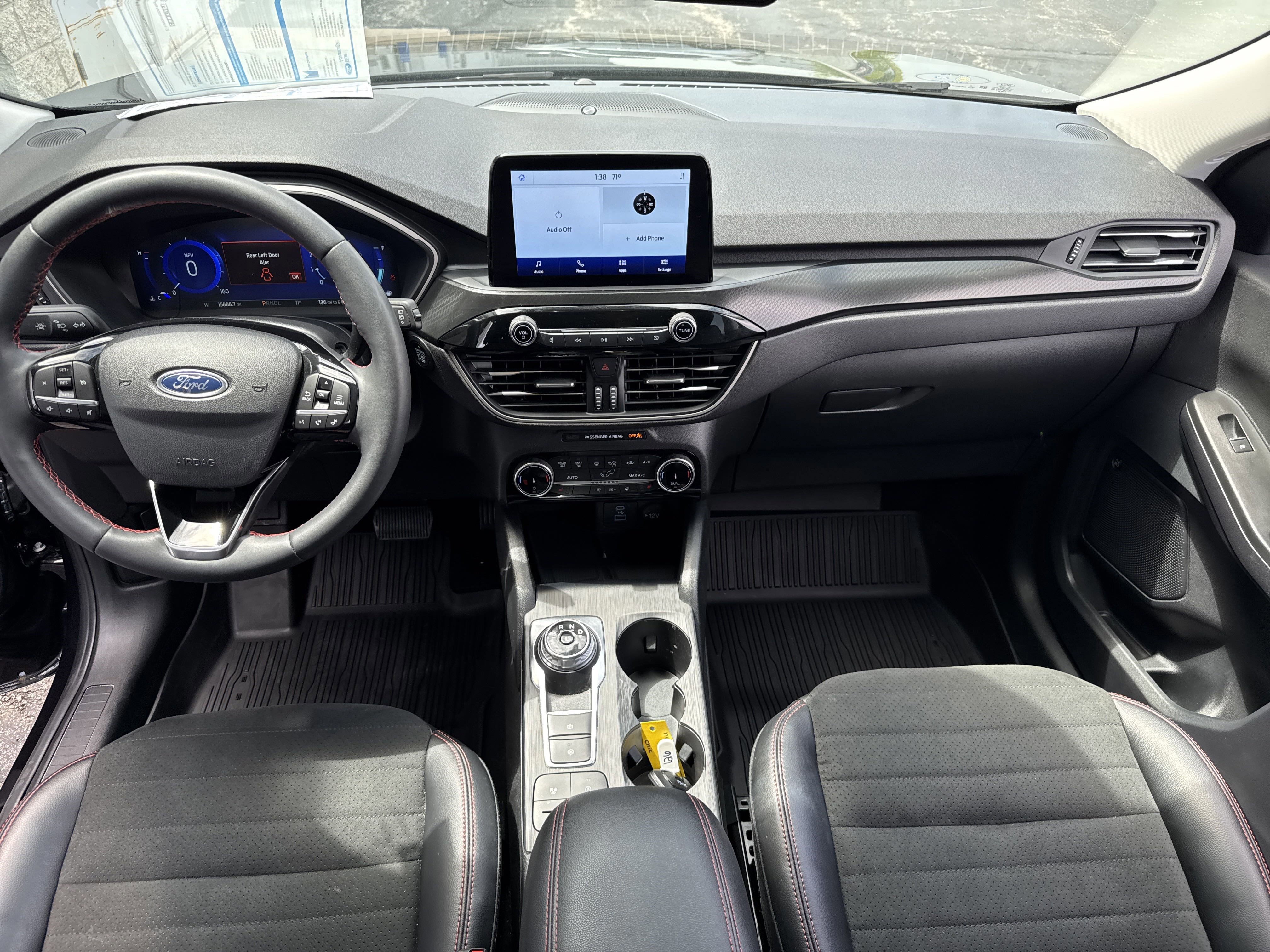 Certified 2022 Ford Escape SEL w/ SEL Stealth AWD Package image 27