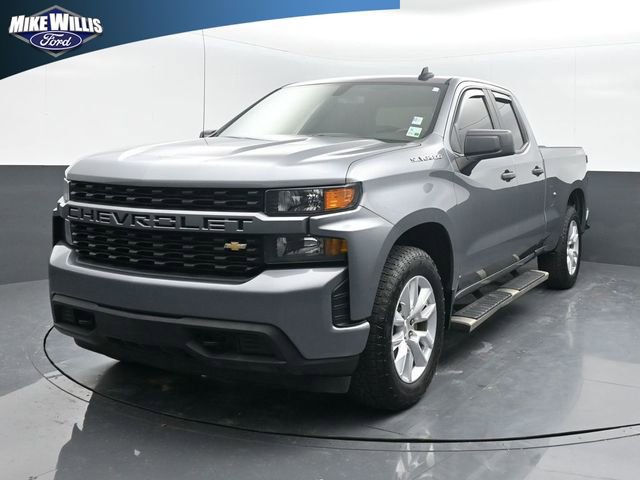 Used 2022 Chevrolet Silverado 1500 Custom image 3