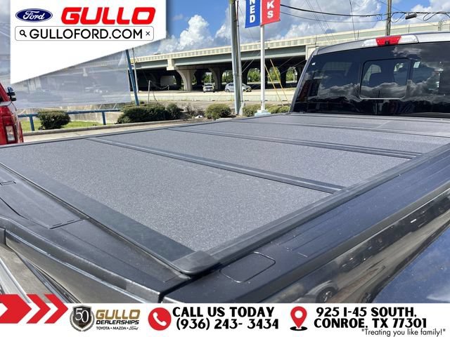 Certified 2017 Ford F350 Platinum w/ Platinum Ultimate Package AWD/4WD image 12