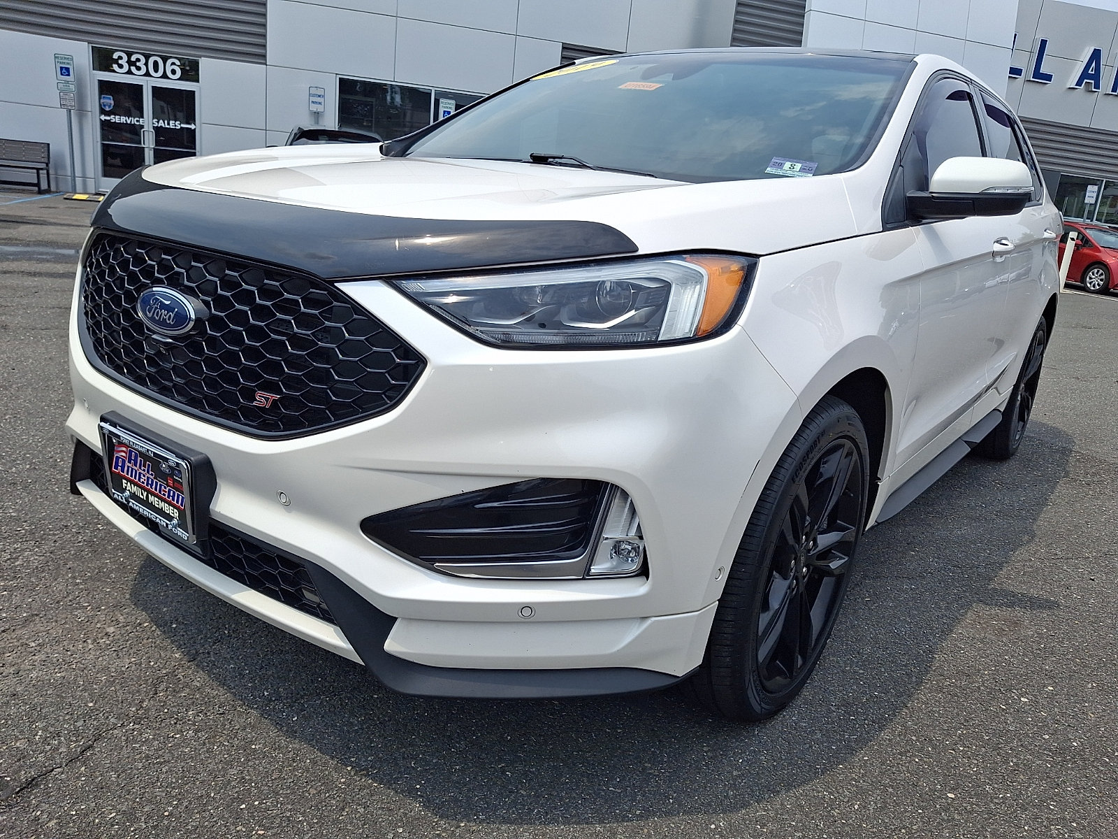 Certified 2019 Ford Edge ST w/ Equipment Group 401A AWD/4WD image 4