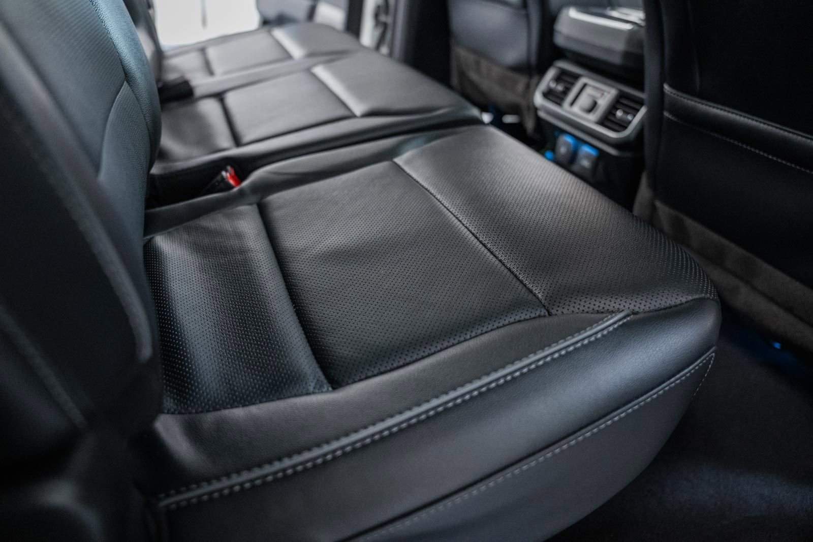 Certified 2023 Ford F150 Lariat w/ Equipment Group 502A High image 41