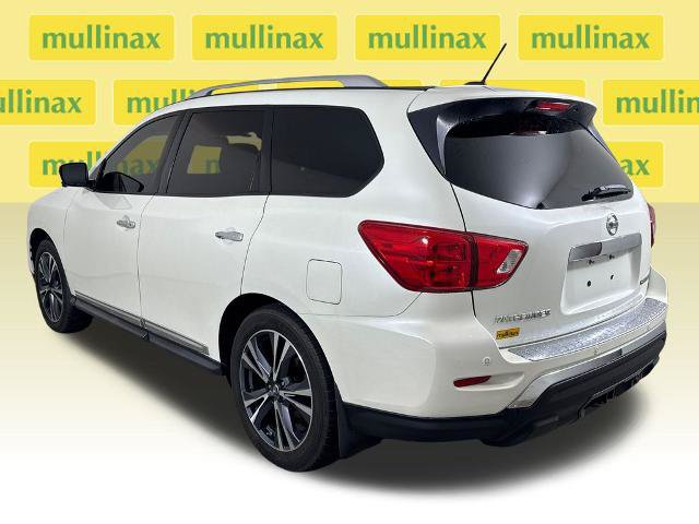 Used 2018 Nissan Pathfinder Platinum FWD image 13