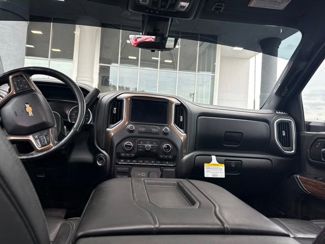 Used 2020 Chevrolet Silverado 2500 High Country w/ Technology Package AWD/4WD image 8