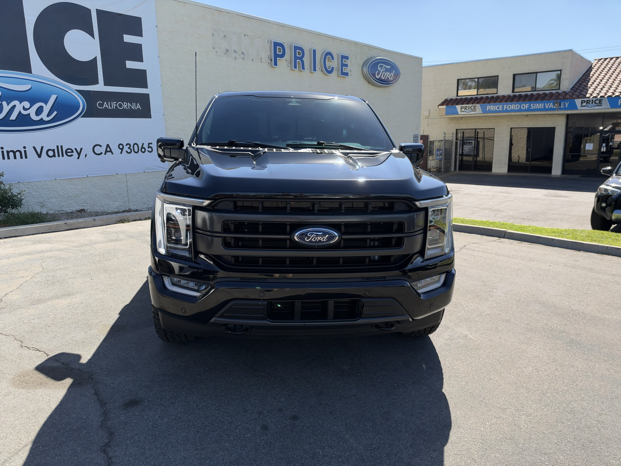Certified 2023 Ford F150 Lariat w/ Equipment Group 502A High AWD/4WD image 2