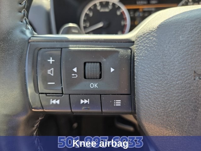 Used 2025 Nissan Rogue SV AWD/4WD image 33