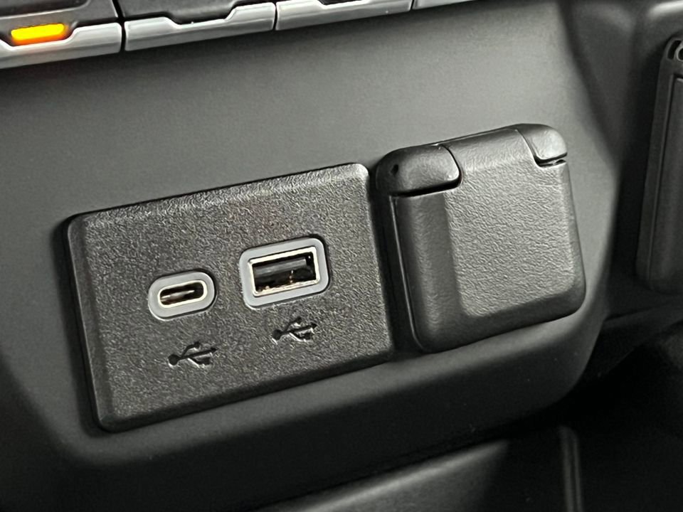 Used 2020 Chevrolet Silverado 1500 LT Trail Boss image 34