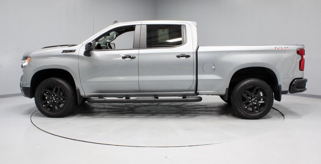 Used 2023 Chevrolet Silverado 1500 LT Trail Boss w/ Protection Package AWD/4WD image 9