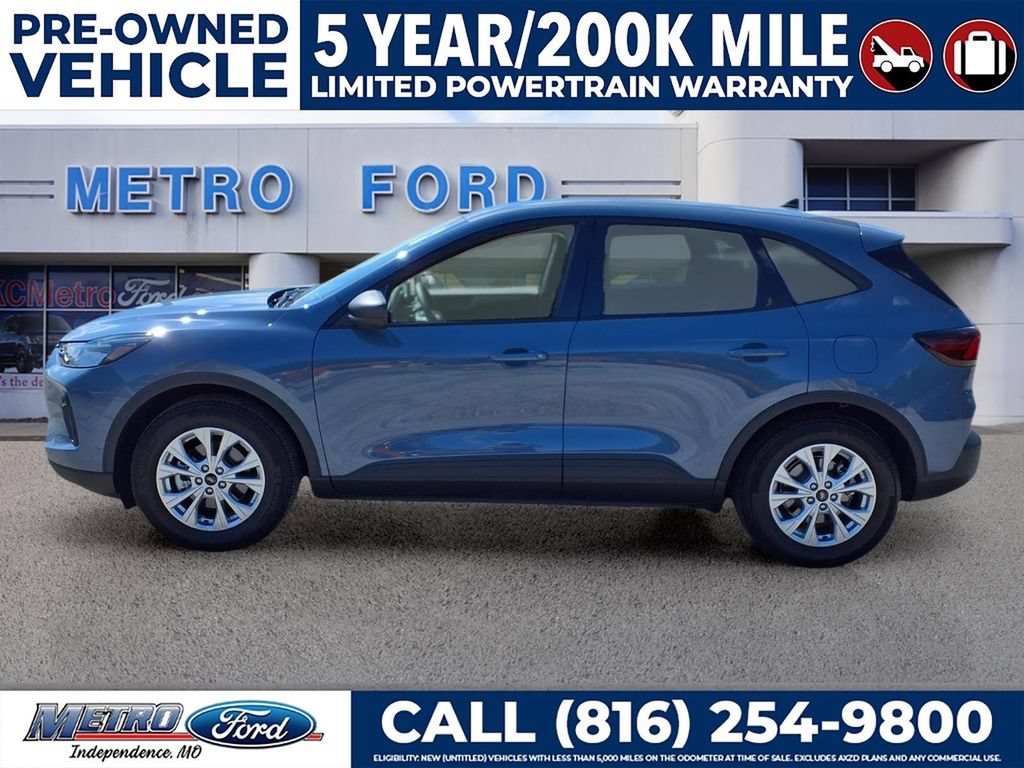 Certified 2025 Ford Escape Active w/ Cold Weather Package FWD image 6