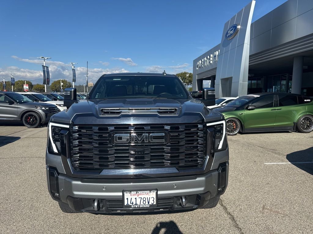 Used 2024 GMC Sierra 2500 Denali Ultimate image 2