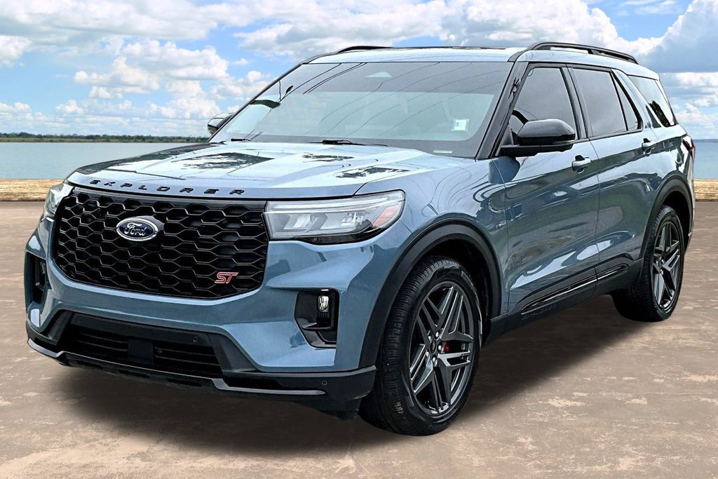 Certified 2026 Ford Explorer ST w/ Sun And Sound Package AWD/4WD image 4