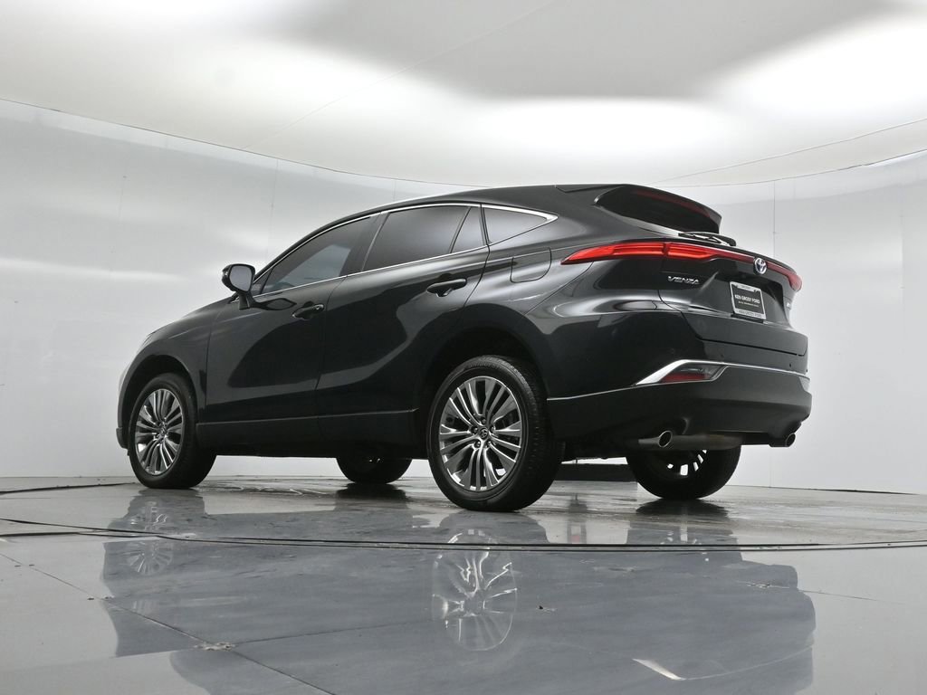 Used 2024 Toyota Venza Limited image 21