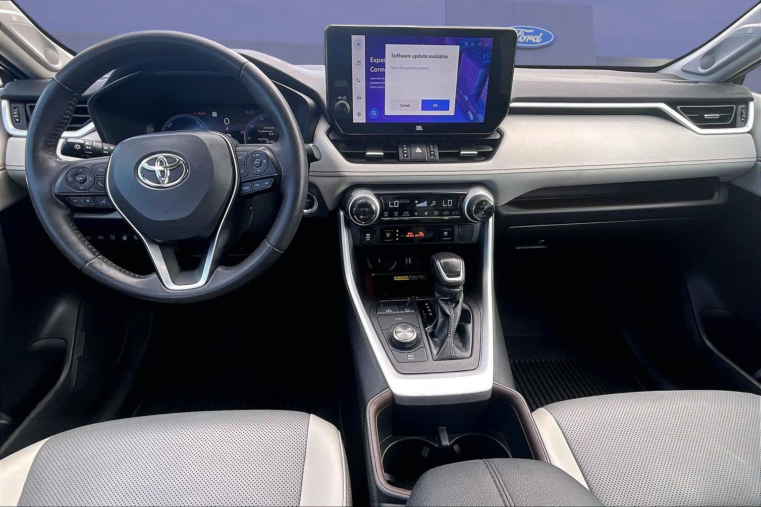 Used 2023 Toyota RAV4 Limited AWD/4WD image 7