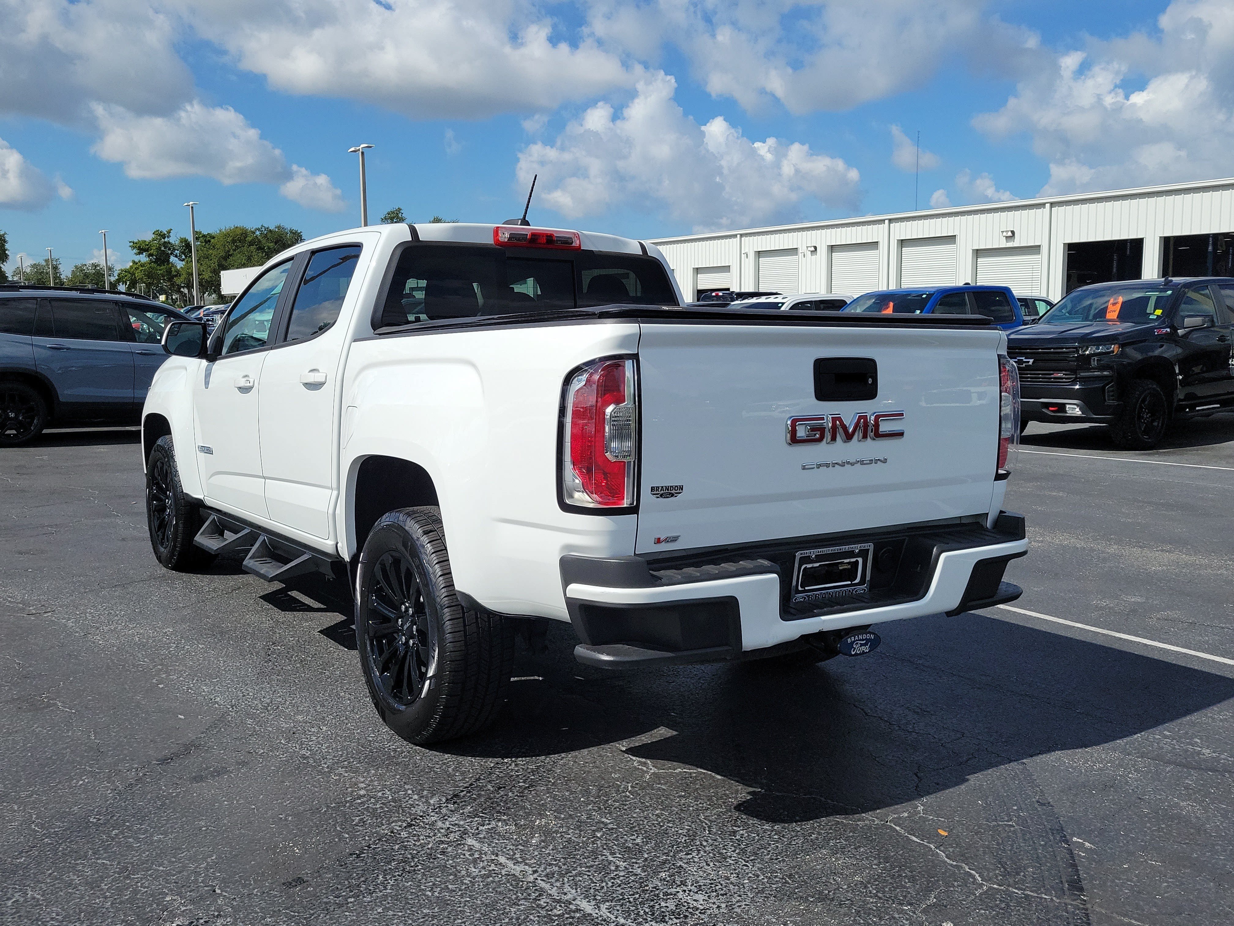 Used 2022 GMC Canyon Elevation w/ Elevation Premium Package RWD image 7