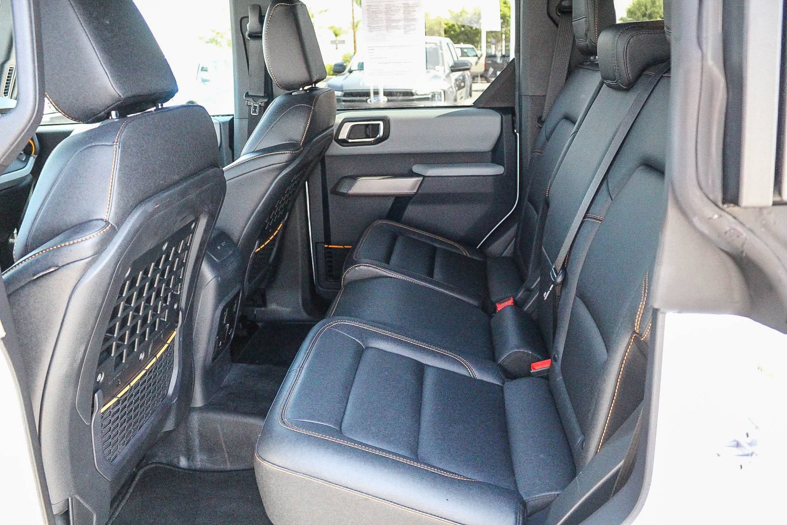 Certified 2023 Ford Bronco Badlands w/ Sasquatch Package AWD/4WD image 19