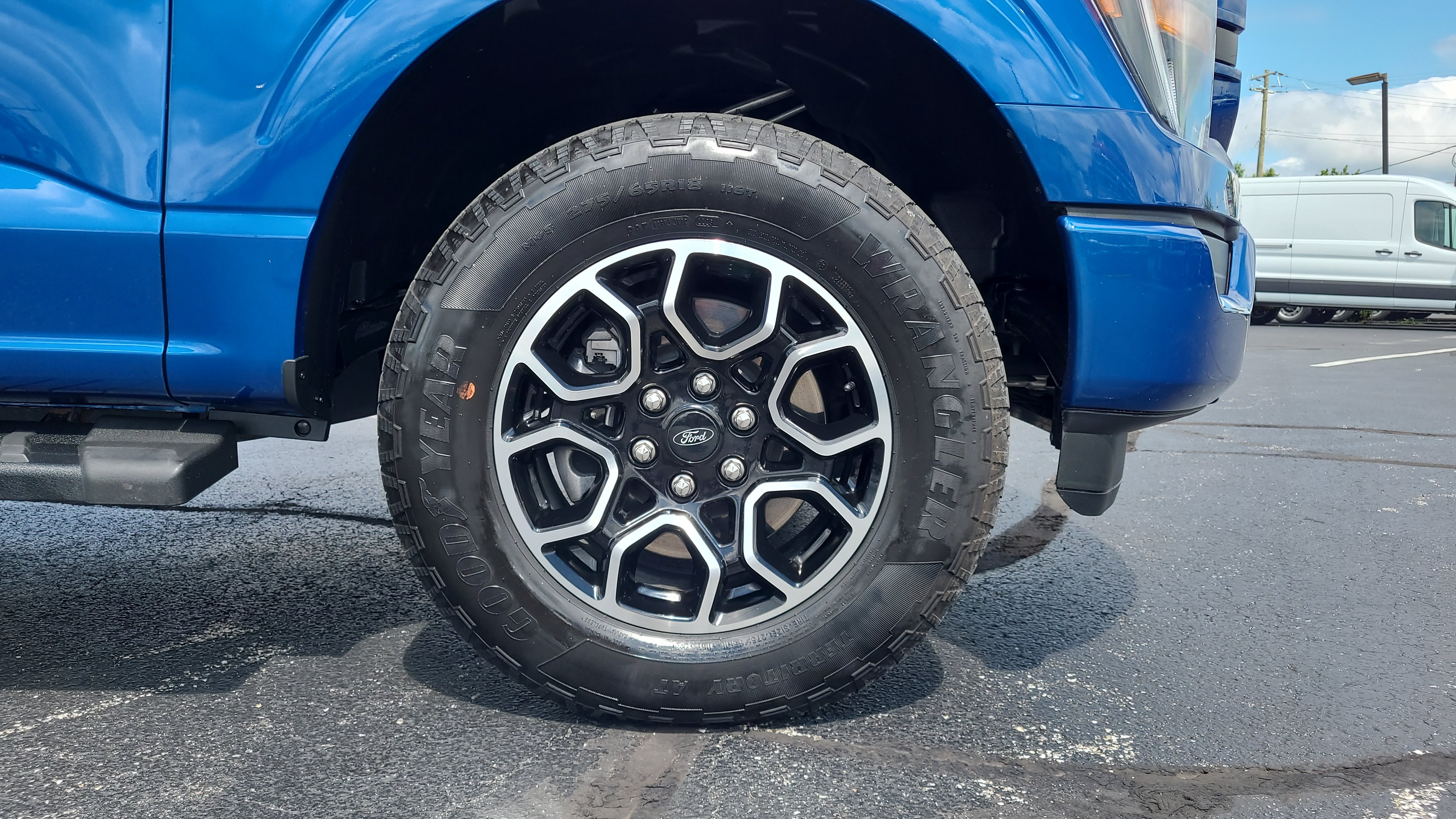 Certified 2023 Ford F150 XL w/ STX Appearance Package AWD/4WD image 10