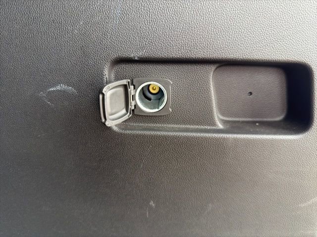 Used 2023 GMC Acadia AT4 w/ Technology Package image 13