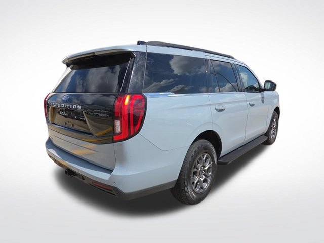 Certified 2025 Ford Expedition Active AWD/4WD image 10