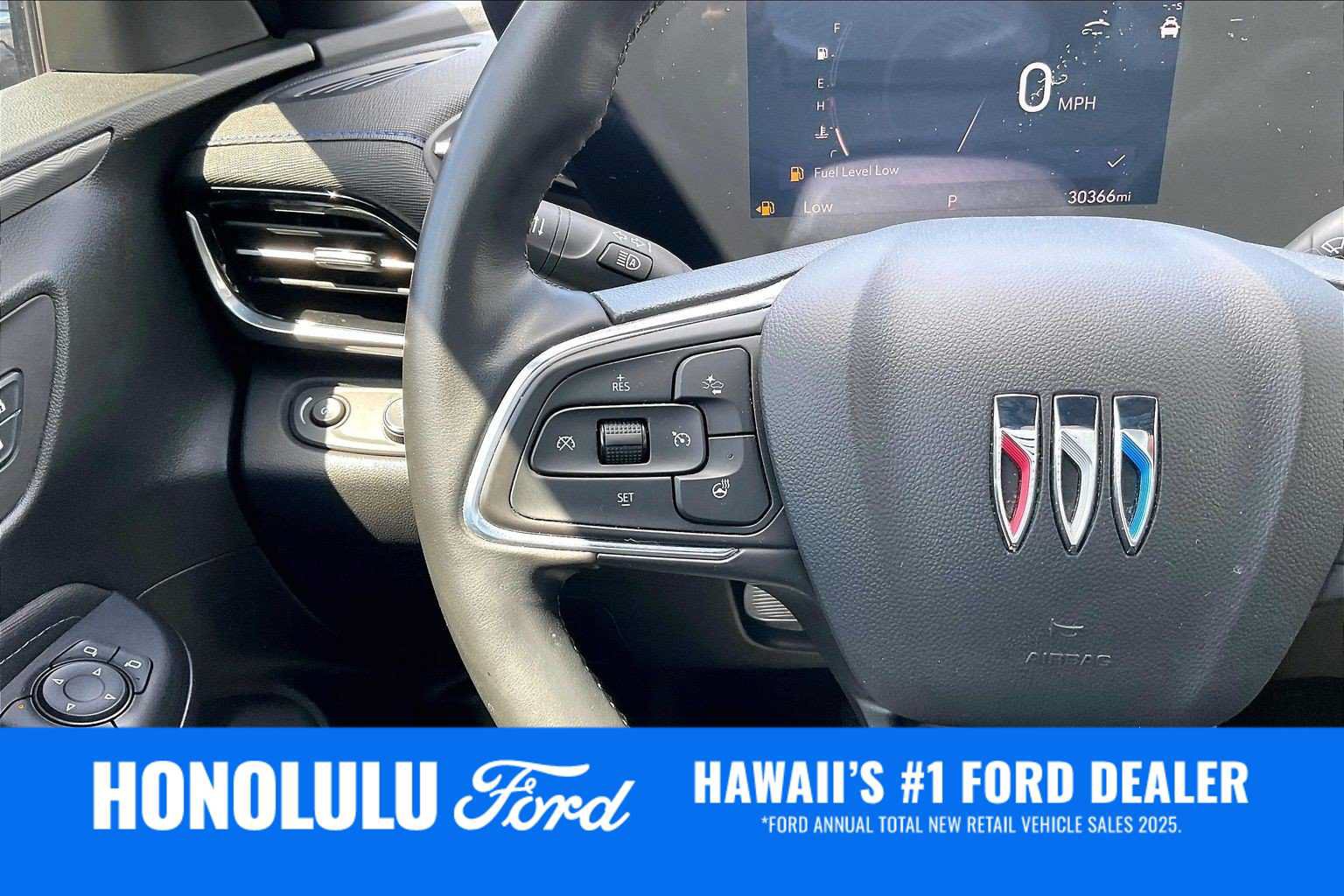 Used 2024 Buick Envista Sport Touring w/ Convenience I Package FWD image 24