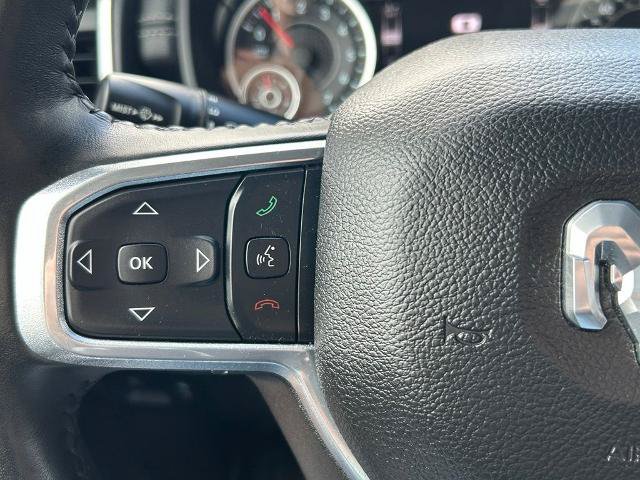 Used 2022 RAM 1500 Laramie AWD/4WD image 38
