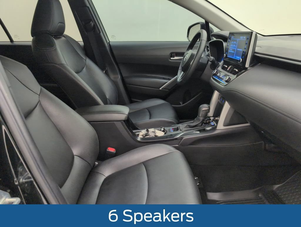 Used 2022 Toyota Corolla Cross XLE image 15