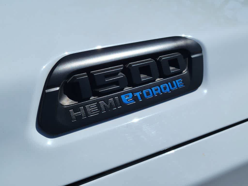 Used 2023 RAM 1500 Big Horn AWD/4WD image 8