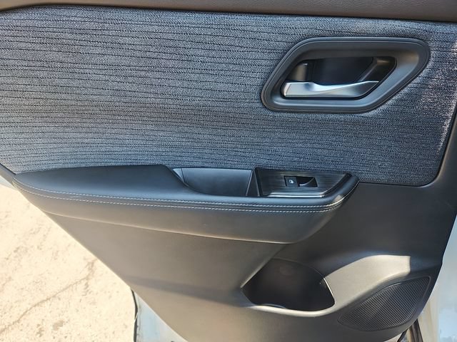 Used 2023 Nissan Rogue SV AWD/4WD image 26
