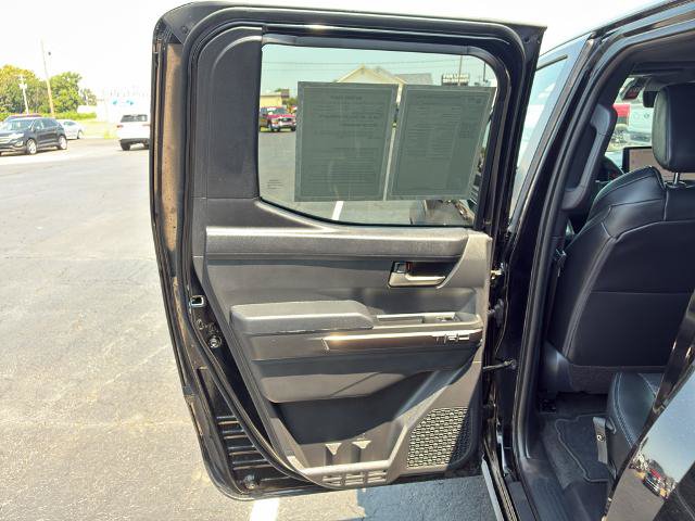 Used 2024 Toyota Tacoma TRD Off-Road w/ TRD Off Road Premium Package AWD/4WD image 19