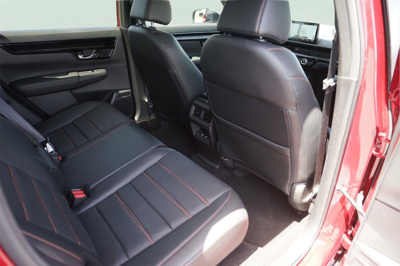 Used 2024 Honda CR-V Sport Touring image 15