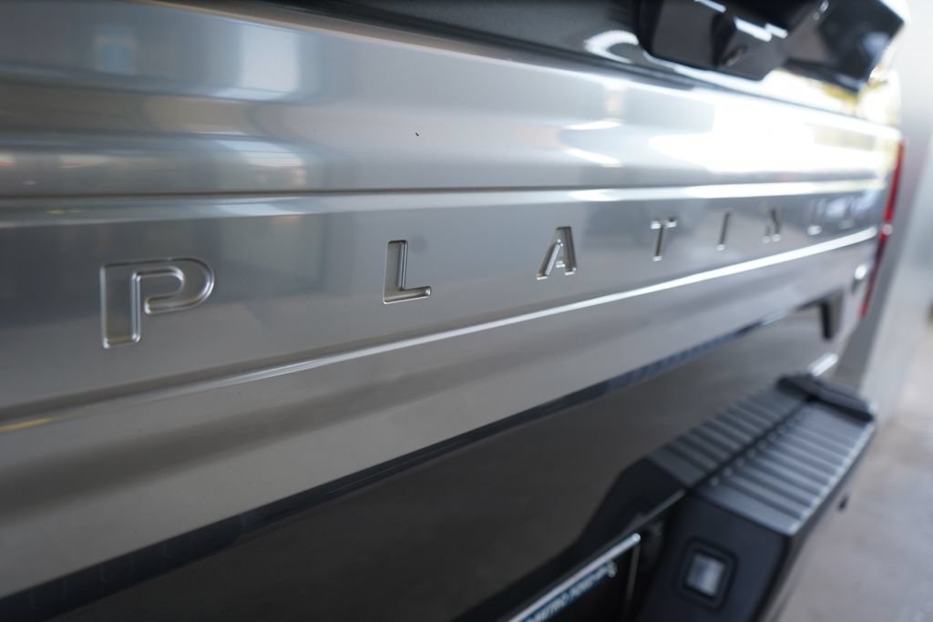 Certified 2019 Ford F150 Platinum w/ Equipment Group 701A Luxury AWD/4WD image 8