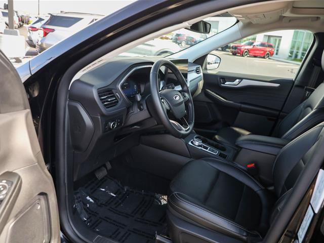 Certified 2025 Ford Escape Platinum AWD/4WD image 21