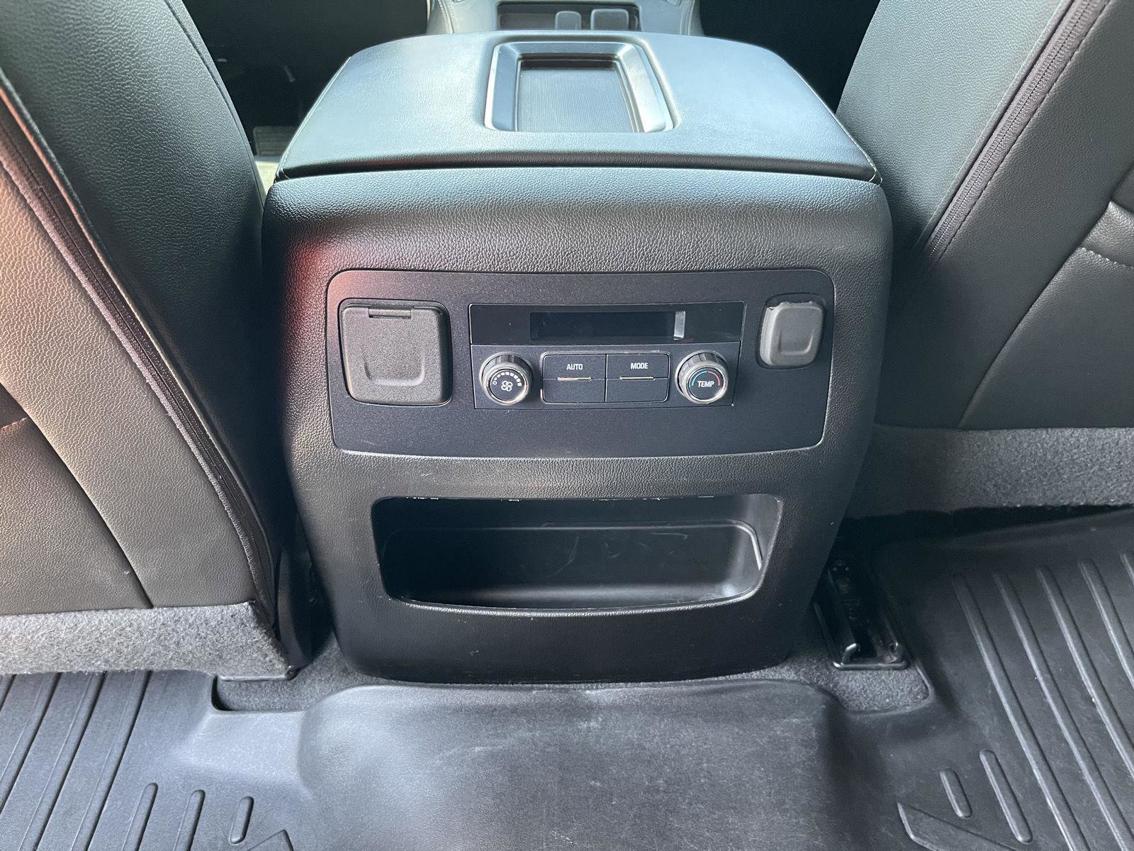 Used 2019 Chevrolet Tahoe LT image 14