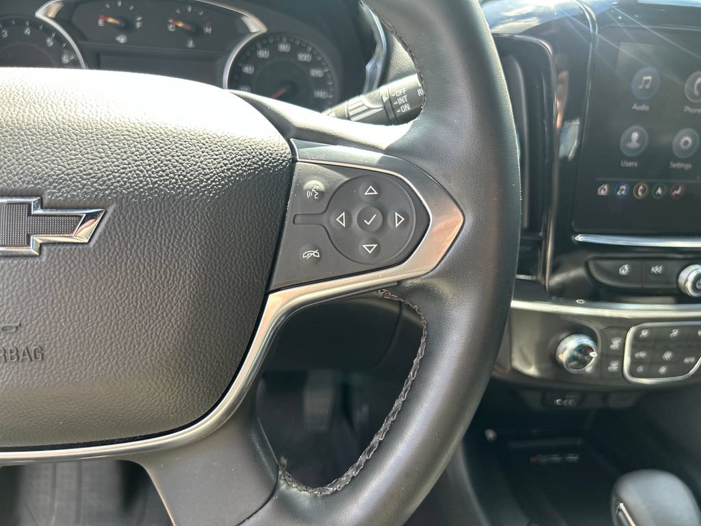 Used 2023 Chevrolet Traverse RS FWD image 23
