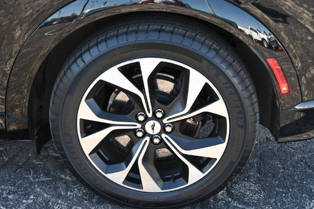 Certified 2021 Ford Mustang Mach-E Premium AWD/4WD image 16