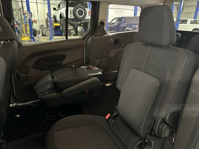 Certified 2020 Ford Transit Connect XLT FWD image 31