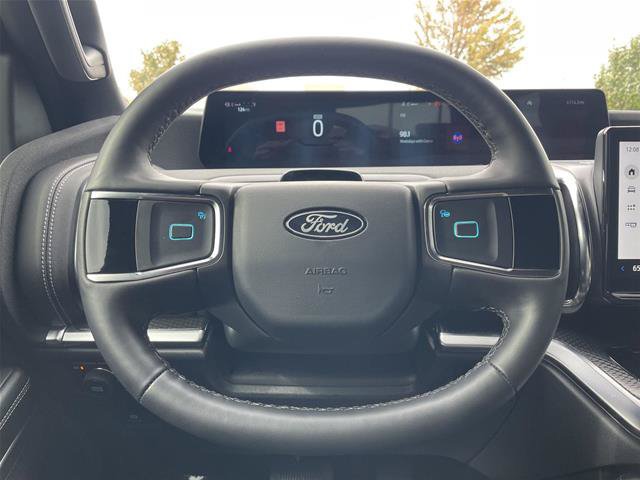 Certified 2026 Ford Expedition Platinum w/ Stealth Appearance Package AWD/4WD image 12