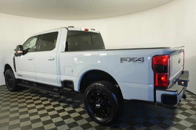 Certified 2026 Ford F250 Lariat w/ Black Appearance Package AWD/4WD image 5