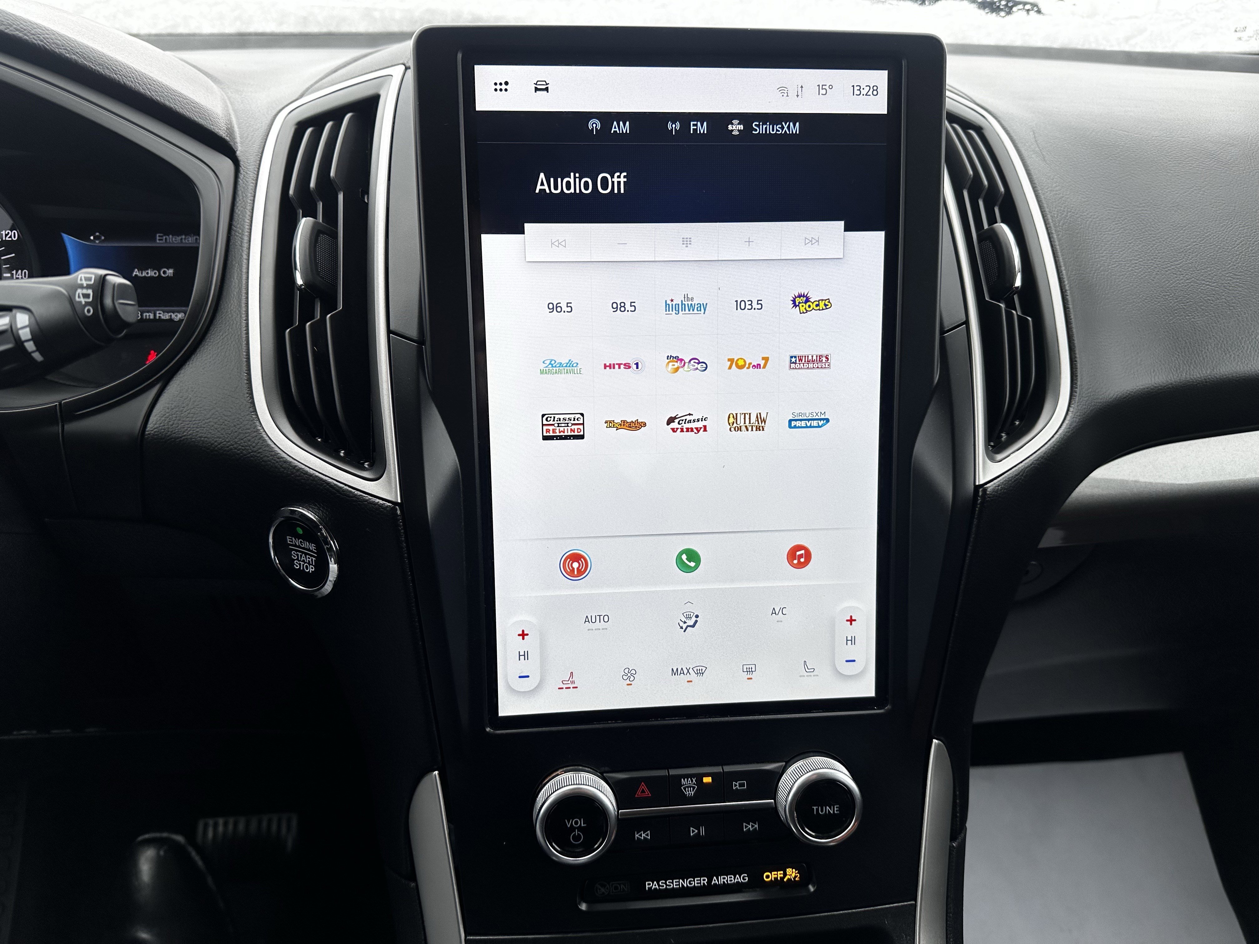 Certified 2024 Ford Edge SEL image 16