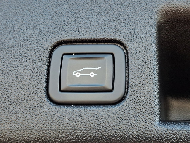 Used 2020 Chevrolet Equinox LT AWD/4WD image 32