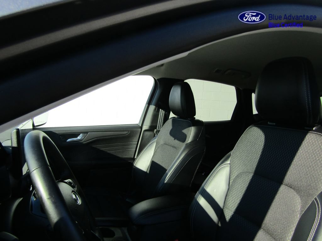 Certified 2026 Ford Escape SE w/ Class II Trailer Tow Package FWD image 22