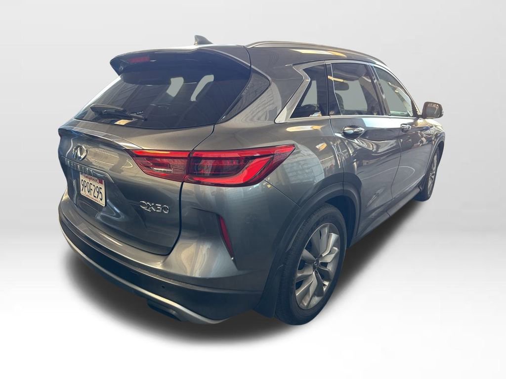 Used 2021 INFINITI QX50 Luxe w/ Cargo Package image 3