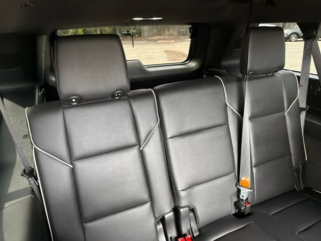 Used 2024 Cadillac Escalade ESV Premium Luxury w/ Performance Package AWD/4WD image 49