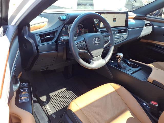 Used 2023 Lexus ES 350 w/ Premium Package image 6