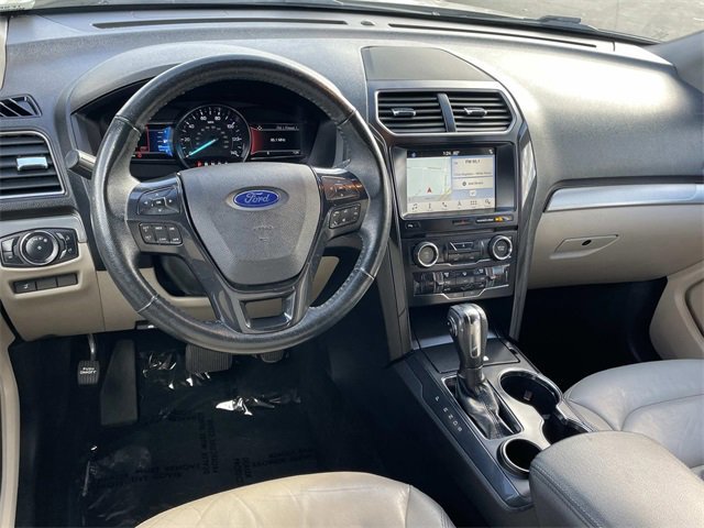 Certified 2018 Ford Explorer XLT w/ Equipment Group 202A image 6