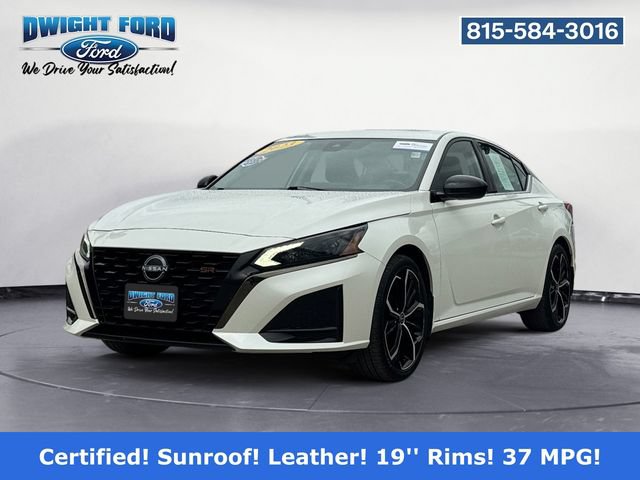 Used 2023 Nissan Altima 2.5 SR w/ SR Premium Package FWD image 1